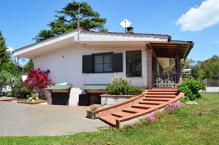 Vista panoramica  esterno villa