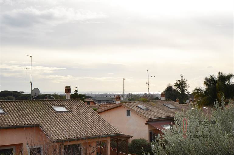 Vista mare piano primo