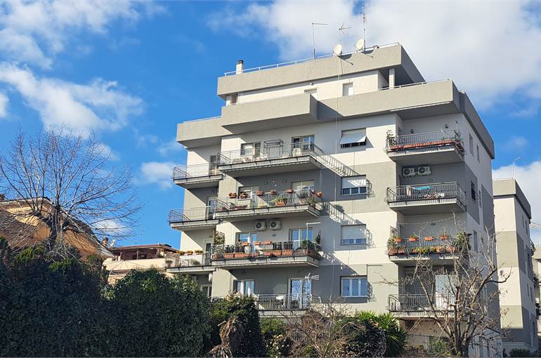 Facciata palazzina ristrutturata