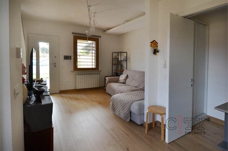 Pavimento grès tipo legno