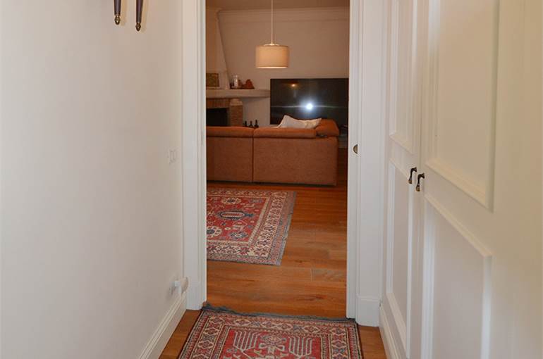 Disimpegno con armadio a muro